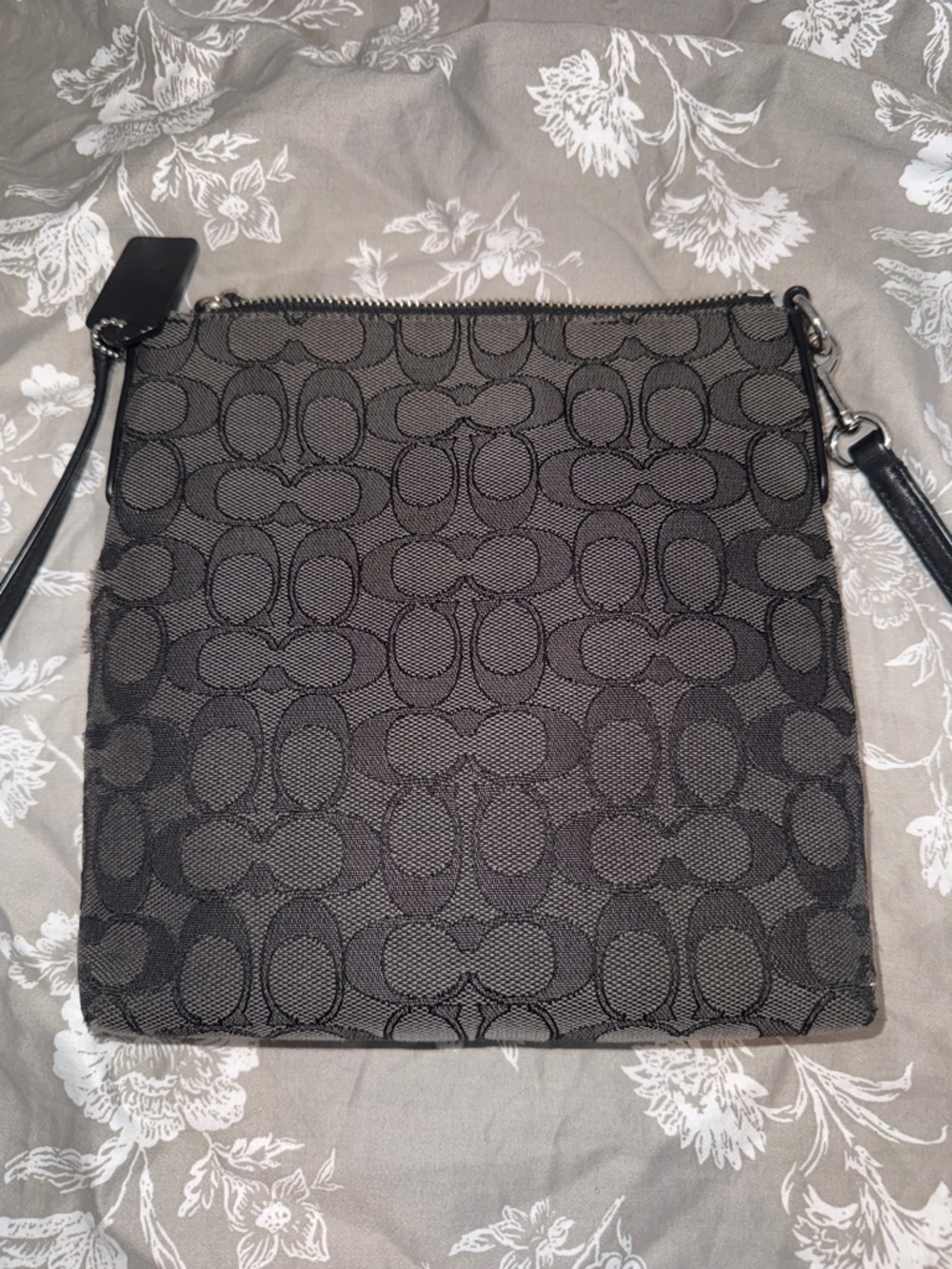 Coach Crossbody Purse Bag - Picture 4 of 7